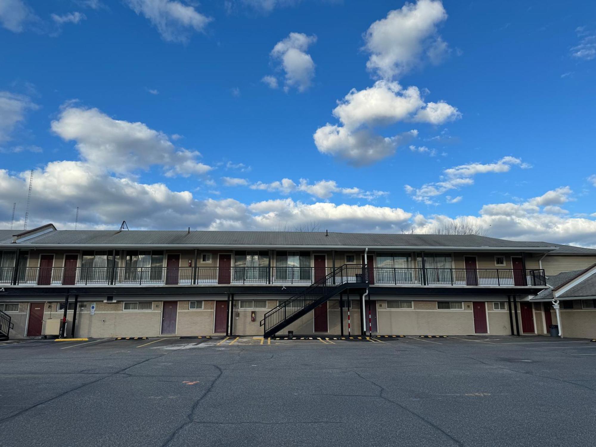 Royal Motel Secaucus Eksteriør billede